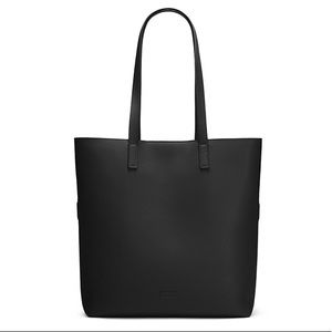 Away Longitude Tote Bag in Black